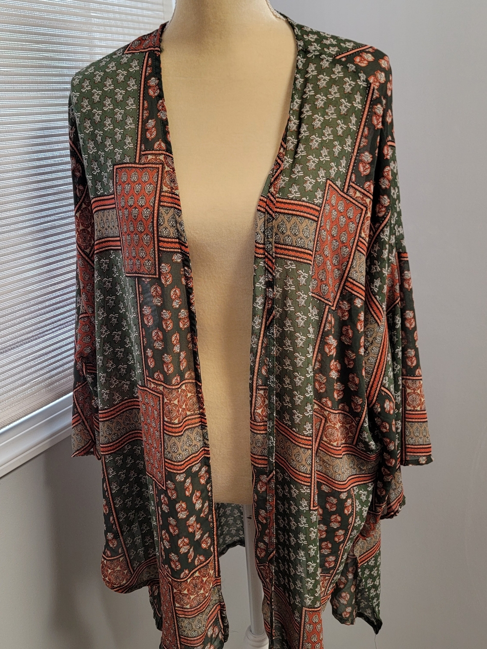 Grace & Emma Womens XL/2XL Longline Kimono Cardigan Flowy Patchwork Floral